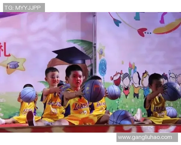 小红帽篮球明星的成长历程与梦想追逐之路